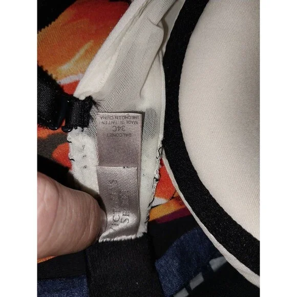 Victoria's Secret Bra Very Sexy Woman 34C Balconet Underwire Lace White Black - Picture 4 of 6